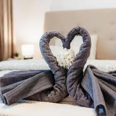 Flystay Balcony Retreat Διαμέρισμα Μπρατισλάβα