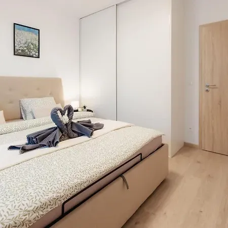 Lägenhet Flystay Balcony Retreat Bratislava